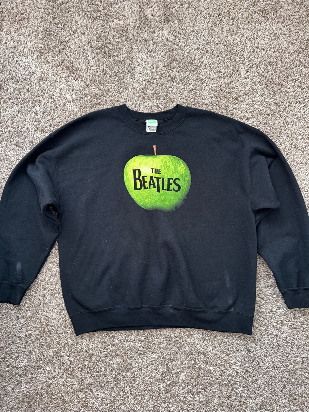 Early 2000's Official The Beatles Black Crewneck with Green Apple Graphic